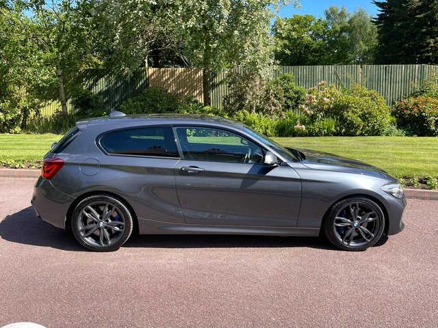 View our BMW 1 SERIES