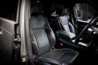 USED 2019 69 LAND ROVER DISCOVERY 3.0 SD6 HSE LUXURY 5d 302 BHP STUNNING - PANO ROOF, 360 CAMERA, HEAD UP DISPLAY, DEPLOYABLE TOW BAR