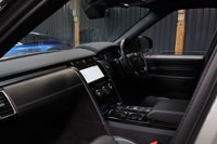 USED 2019 69 LAND ROVER DISCOVERY 3.0 SD6 HSE LUXURY 5d 302 BHP STUNNING - PANO ROOF, 360 CAMERA, HEAD UP DISPLAY, DEPLOYABLE TOW BAR