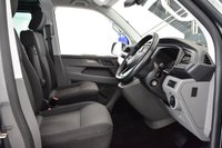 USED 2020 20 VOLKSWAGEN TRANSPORTER T6.1 T32 2.0 TDI 150PS DSG HIGHLINE KOMBI SWB Factory Kombi 150ps DSG SWB