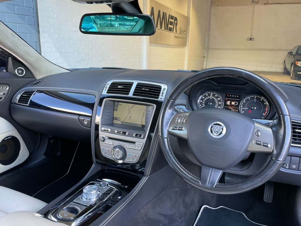 USED 2011 JAGUAR XK 5.0 XK PORTFOLIO 2d 385 BHP 