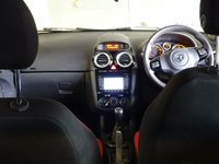 USED 2014 64 VAUXHALL CORSA 1.4 SRI 3d 98 BHP * SATNAV *     STUNNING COLOUR