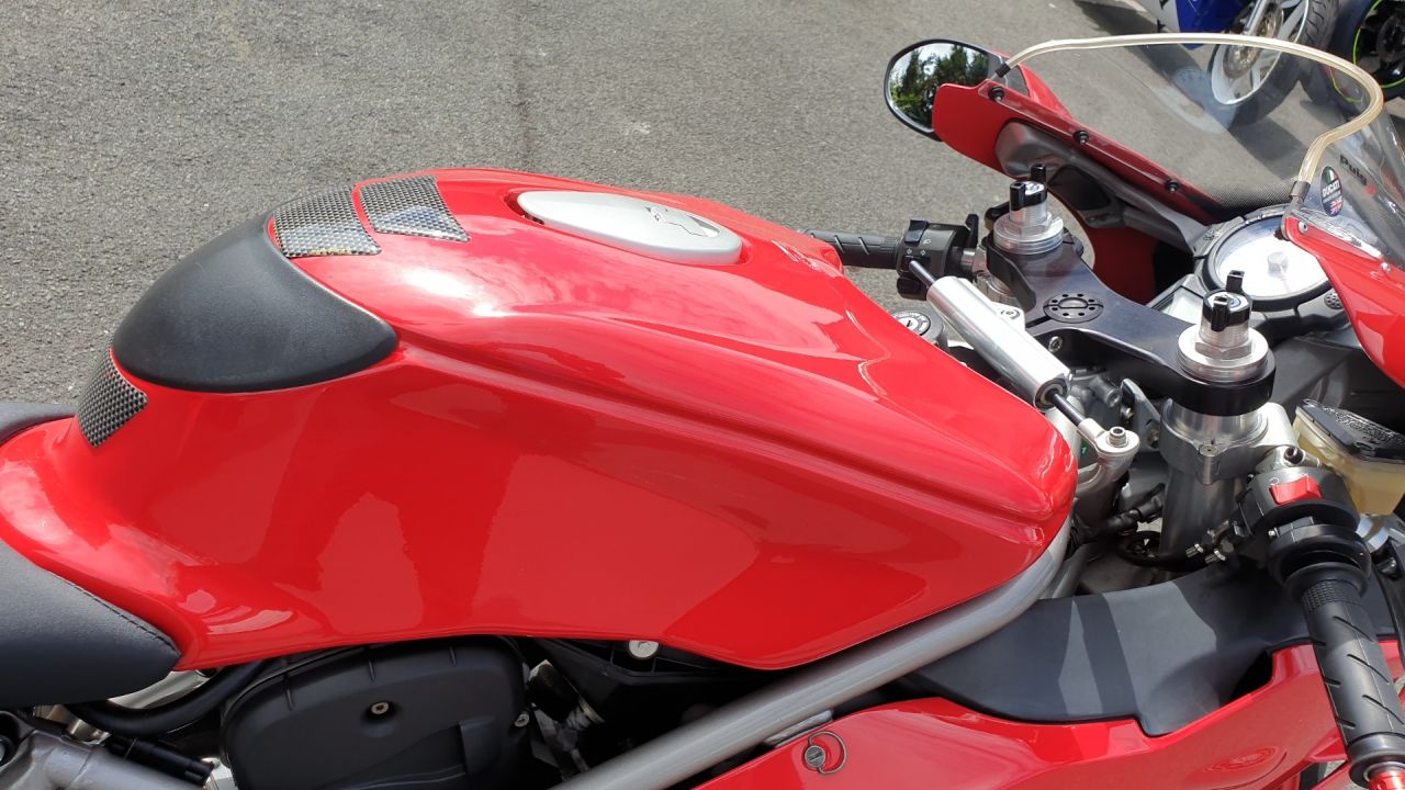 カラー DUCATI 999(05〜07年) スクリーン スポーツツーリング ダーク カラー DUCATI 999(05〜07年) スクリーン スポーツツーリング ダーク