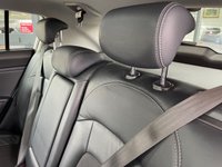 USED 2015 65 KIA SPORTAGE 1.6 2 ISG 5d 133 BHP GENUINE LOW MILES, 2 KEYS SUPPLIED, FULL SERVICE HISTORY, GLASS PAN ROOF, DIAMOND CUT ALLOYS