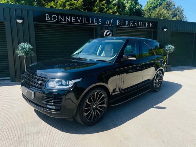 2015 15 Land Rover Range Rover 3.0 TDV6 VOGUE 5d 255 BHP