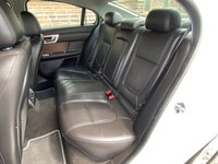 USED 2013 63 JAGUAR XF 2.2 D LUXURY 4d 163 BHP 