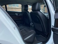 USED 2013 63 JAGUAR XF 2.2 D LUXURY 4d 163 BHP 