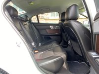 USED 2013 63 JAGUAR XF 2.2 D LUXURY 4d 163 BHP 