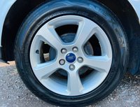 USED 2014 63 FORD FOCUS 1.0 ZETEC NAVIGATOR 5d 124 BHP 
