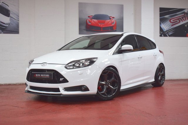 2013 K Ford Focus 2.0 ST-3 5d 247 BHP