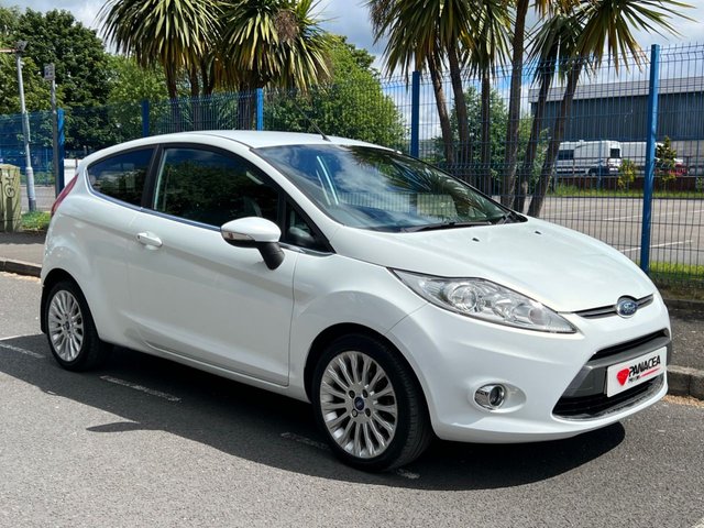 2011 11 Ford Fiesta 1.4 TITANIUM 3d 96 BHP