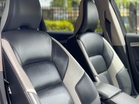 USED 2009 A VOLVO V70 2.0 D R-DESIGN SE 5d 136 BHP 