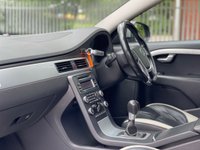 USED 2009 A VOLVO V70 2.0 D R-DESIGN SE 5d 136 BHP 