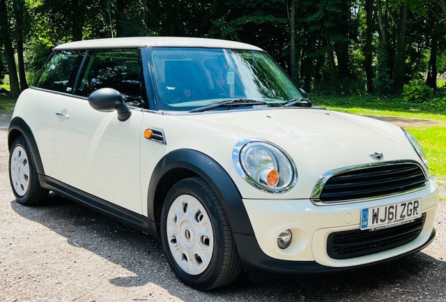 2011 61 MINI Hatch First 1.6 FIRST 3d 75 BHP