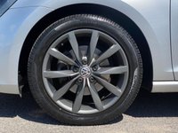 USED 2013 63 VOLKSWAGEN GOLF 2.0 GT TDI BLUEMOTION TECHNOLOGY 5d 148 BHP 