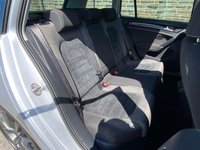 USED 2013 63 VOLKSWAGEN GOLF 2.0 GT TDI BLUEMOTION TECHNOLOGY 5d 148 BHP 