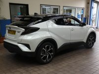 USED 2017 67 TOYOTA CHR 1.8 DYNAMIC 5d 122 BHP Hybrid, ULEZ AND CAZ EXEMPT, Sat Nav, Adaptive cruise, Camera, Bluetooth, Heated Seats