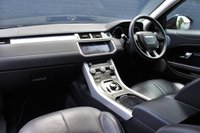 USED 2017 17 LAND ROVER RANGE ROVER EVOQUE 2.0 TD4 HSE DYNAMIC 5d 177 BHP 2 Owners, Over &pound;2500 of Extras, Firenze Red, Contrasting Black Roof, Spoiler and 20" Upgraded Alloys
