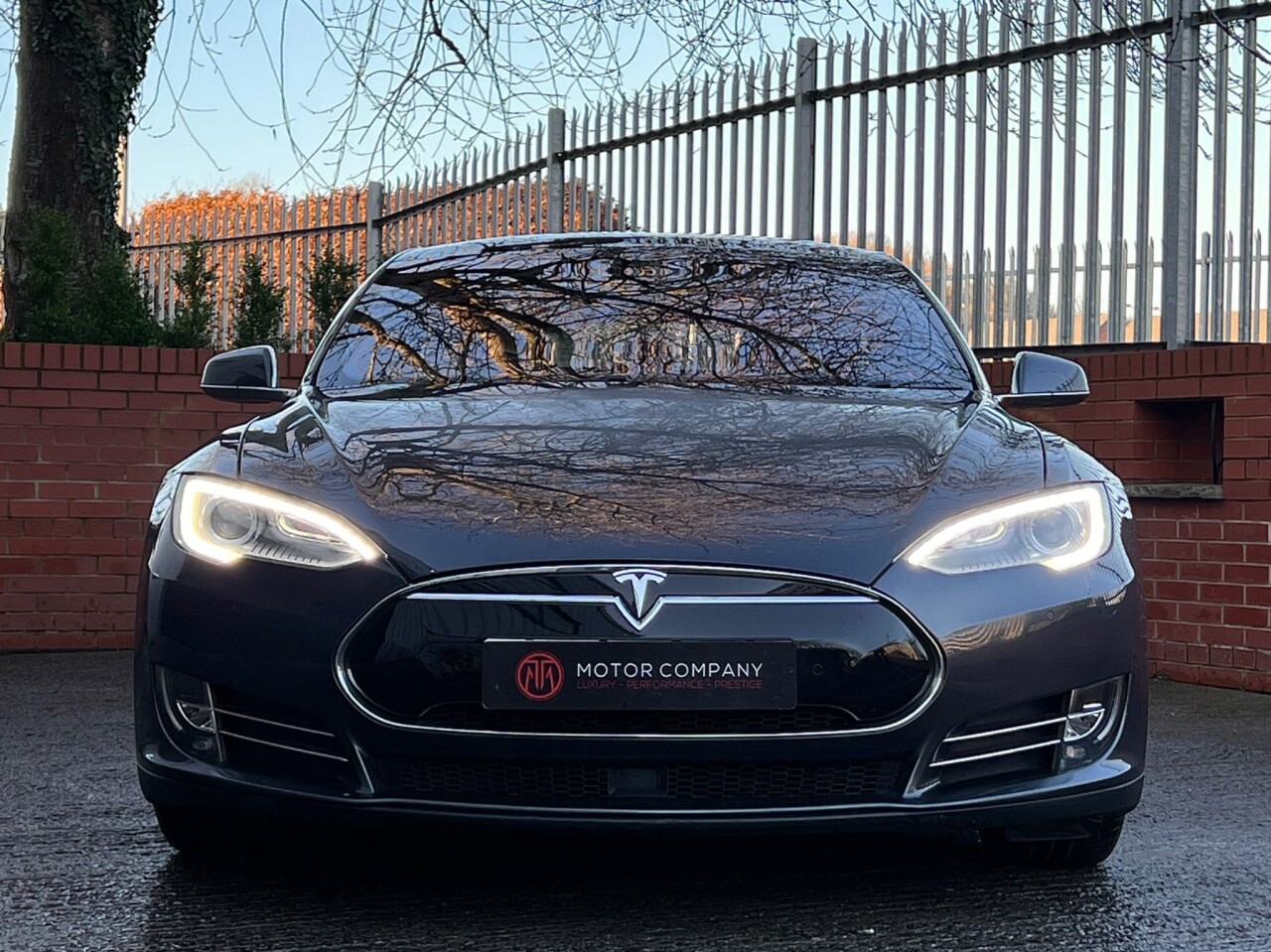 2015 P TESLA MODEL S 0L P90D 5d AUTO 761 BHP