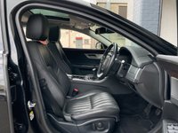 USED 2017 17 JAGUAR XF 2.0 D PORTFOLIO 4d 177 BHP 