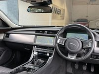 USED 2017 17 JAGUAR XF 2.0 D PORTFOLIO 4d 177 BHP 