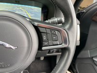 USED 2017 17 JAGUAR XF 2.0 D PORTFOLIO 4d 177 BHP 