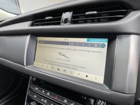USED 2017 17 JAGUAR XF 2.0 D PORTFOLIO 4d 177 BHP 