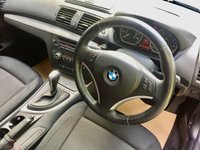 USED 2008 58 BMW 1 SERIES 2.0 118I SE 3d AUTO 141 BHP ONLY 41,000 MILES //1 FAMILY OWNED FROM COBHAM BMW SINCE NOVEMBER 2010///FULL COBHAM BMW SERVICE HISTORY X7 STAMPS//X4 NEW RUNFLATS @38,040 MILES ONLY 41,000 MILES //1 FAMILY OWNED FROM COBHAM BMW SINCE NOVEMBER 2010///FULL COBHAM BMW SERVICE HISTORY X7 SERVICE STAMPS//X4 NEW CONTINENTAL RUN FLATS@38,040 MILES