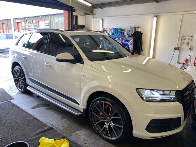 2018 08 Audi Q7 3.0 TDI QUATTRO S LINE 5d 269 BHP
