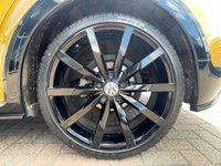 USED 2017 67 VOLKSWAGEN BEETLE 2.0 R LINE TDI BLUEMOTION TECHNOLOGY DSG 2d 148 BHP SANDSTONE YELLOW