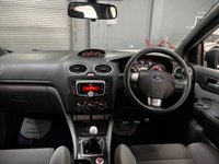 USED 2009 09 FORD FOCUS 2.5 ST-2 5d 223 BHP * AIR CON * 18 INCH ALLOYS *  1 OWNER * ONLY 24K MILES *