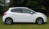 USED 2015 15 PEUGEOT 208 1.2 ALLURE 5d 82 BHP www.suffolkcarcentre.co.uk - Located at Ilketshall