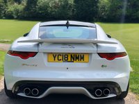 USED 2018 18 JAGUAR F-TYPE 5.0 V8 R AWD 2d 543 BHP CARBON FIBRE EXTERIOR PACK