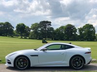 USED 2018 18 JAGUAR F-TYPE 5.0 V8 R AWD 2d 543 BHP CARBON FIBRE EXTERIOR PACK