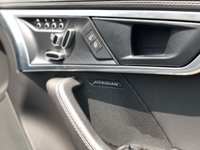 USED 2018 18 JAGUAR F-TYPE 5.0 V8 R AWD 2d 543 BHP CARBON FIBRE EXTERIOR PACK