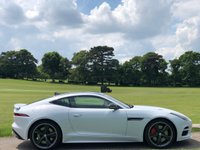 USED 2018 18 JAGUAR F-TYPE 5.0 V8 R AWD 2d 543 BHP CARBON FIBRE EXTERIOR PACK