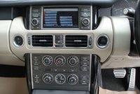 USED 2011 11 LAND ROVER RANGE ROVER 4.4 TDV8 AUTOBIOGRAPHY 4X4 AUTO [313 BHP] 