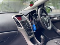 USED 2012 VAUXHALL ASTRA 1.6i 16V Exclusiv 5dr 