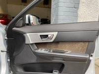 USED 2012 12 JAGUAR XF 2.2 D PREMIUM LUXURY 4d 190 BHP 