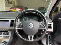 USED 2012 12 JAGUAR XF 2.2 D PREMIUM LUXURY 4d 190 BHP 