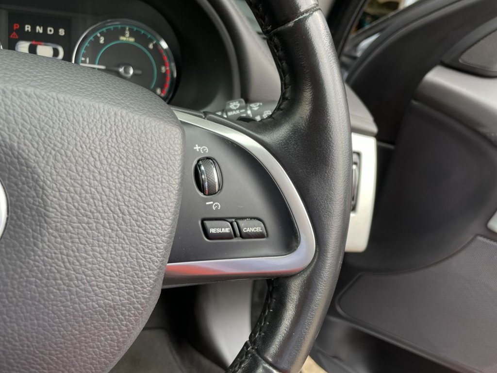 USED 2012 12 JAGUAR XF 2.2 D PREMIUM LUXURY 4d 190 BHP 