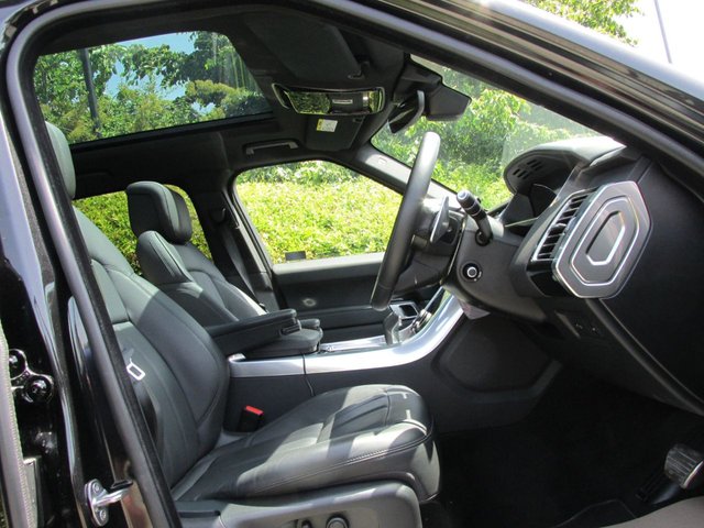 View our LAND ROVER RANGE ROVER SPORT