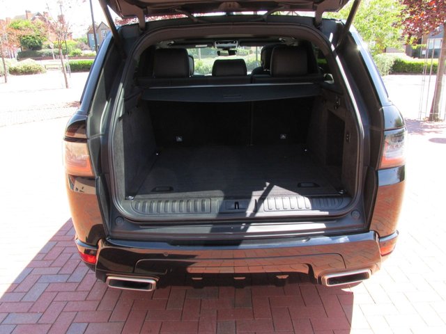 2021 Land Rover RANGE ROVER SPORT 3.0 D300 HSE MHEV DYNAMIC BLACK EDITION 5d 295 BHP - Photo 8