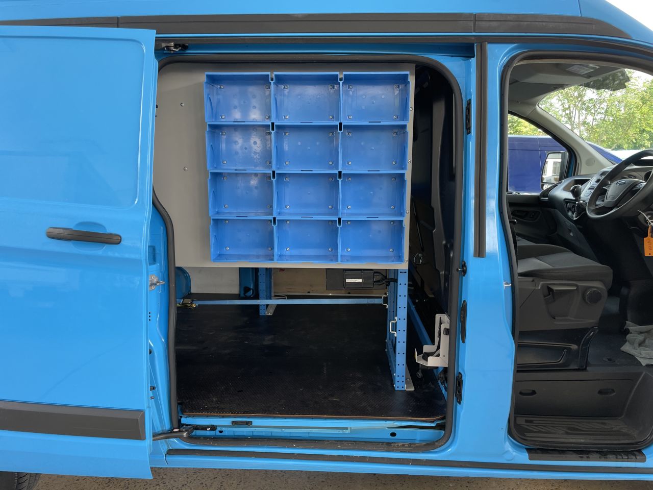 transit custom bulkhead hatch