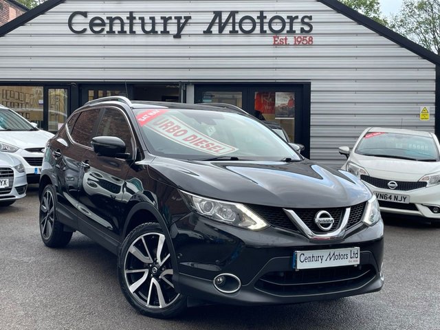 2015 15 Nissan Qashqai 1.5 dCi N-Tec PLUS 5dr - GLASS ROOF