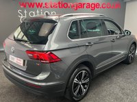 USED 2017 67 VOLKSWAGEN TIGUAN 1.4 SE NAVIGATION TSI BLUEMOTION TECHNOLOGY 5d 148 BHP SAT NAV AND APPLE PLAY FRONT AND REAR PARKING SENSORS