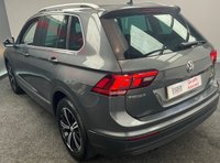 USED 2017 67 VOLKSWAGEN TIGUAN 1.4 SE NAVIGATION TSI BLUEMOTION TECHNOLOGY 5d 148 BHP SAT NAV AND APPLE PLAY FRONT AND REAR PARKING SENSORS
