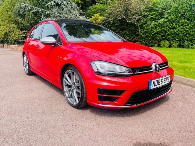 View our VOLKSWAGEN GOLF