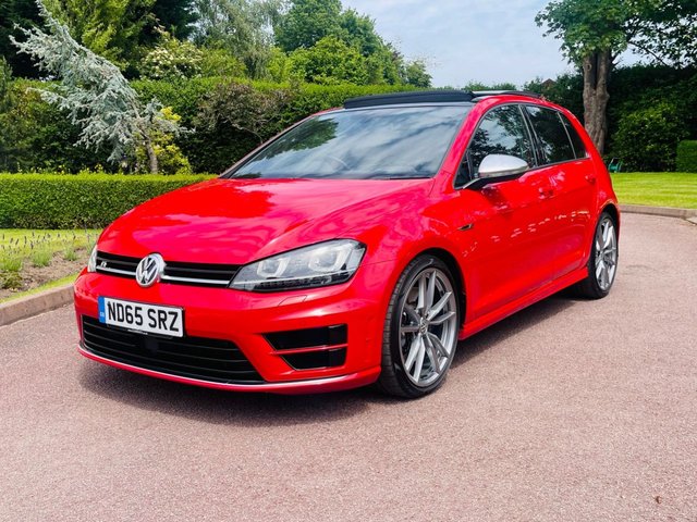 View our VOLKSWAGEN GOLF