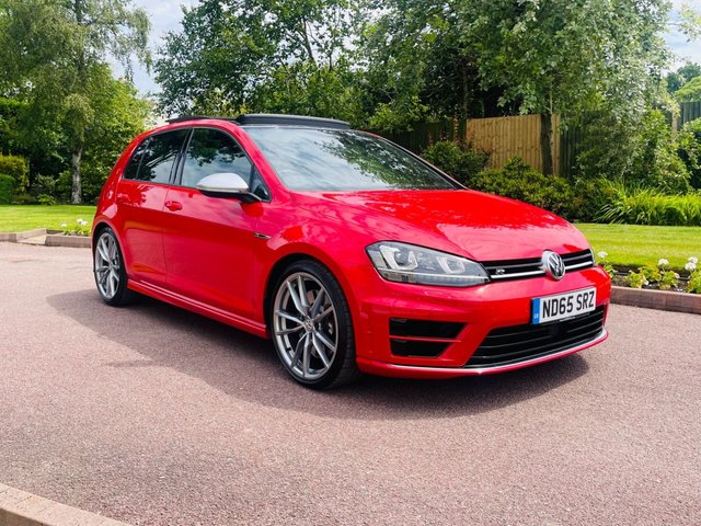 View our VOLKSWAGEN GOLF